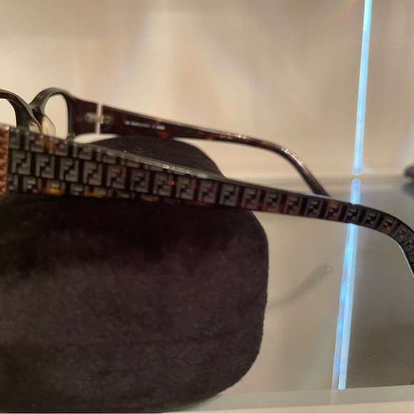 VGUC FENDI Eyeglass Frames Tortoise F720R 215 135 Italy Designer main image 6